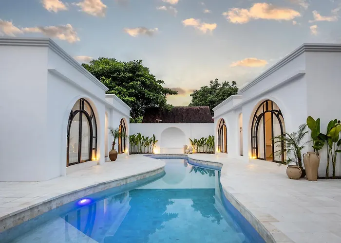 Hotel Boujee Boutique 4*