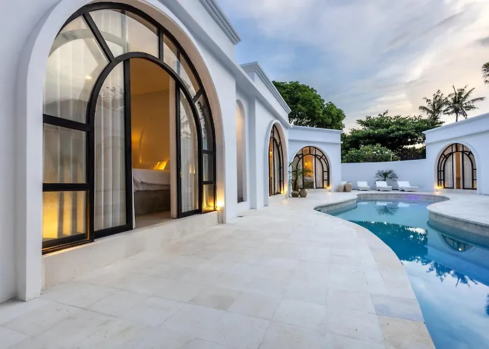 Boujee Boutique Hotel 4*