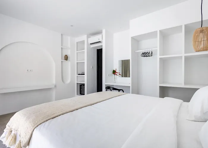 Hotel Boujee Boutique 4*